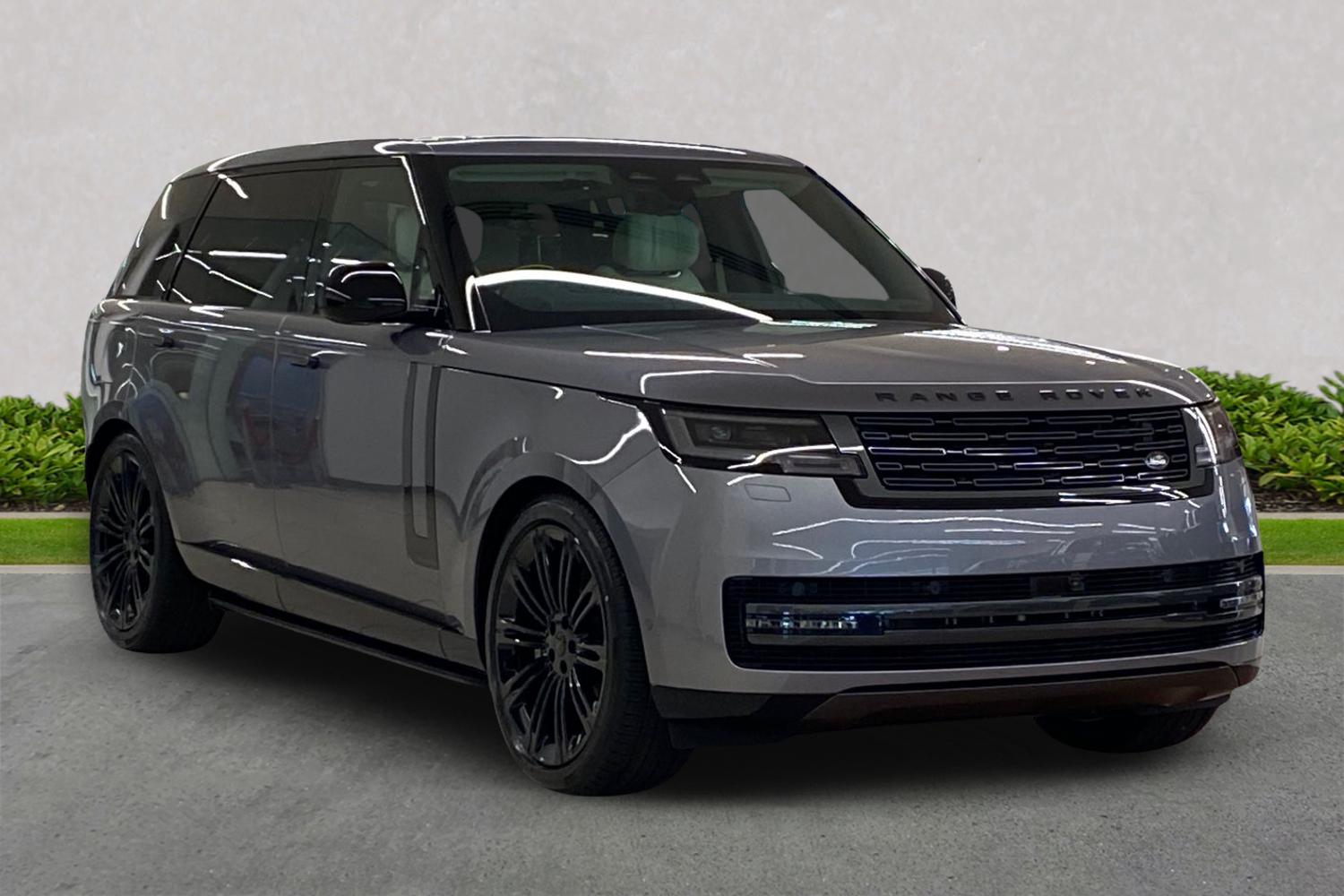 LAND ROVER RANGE ROVER ESTATE 4.4 P530 V8 Autobiography Lwb 4Dr Auto