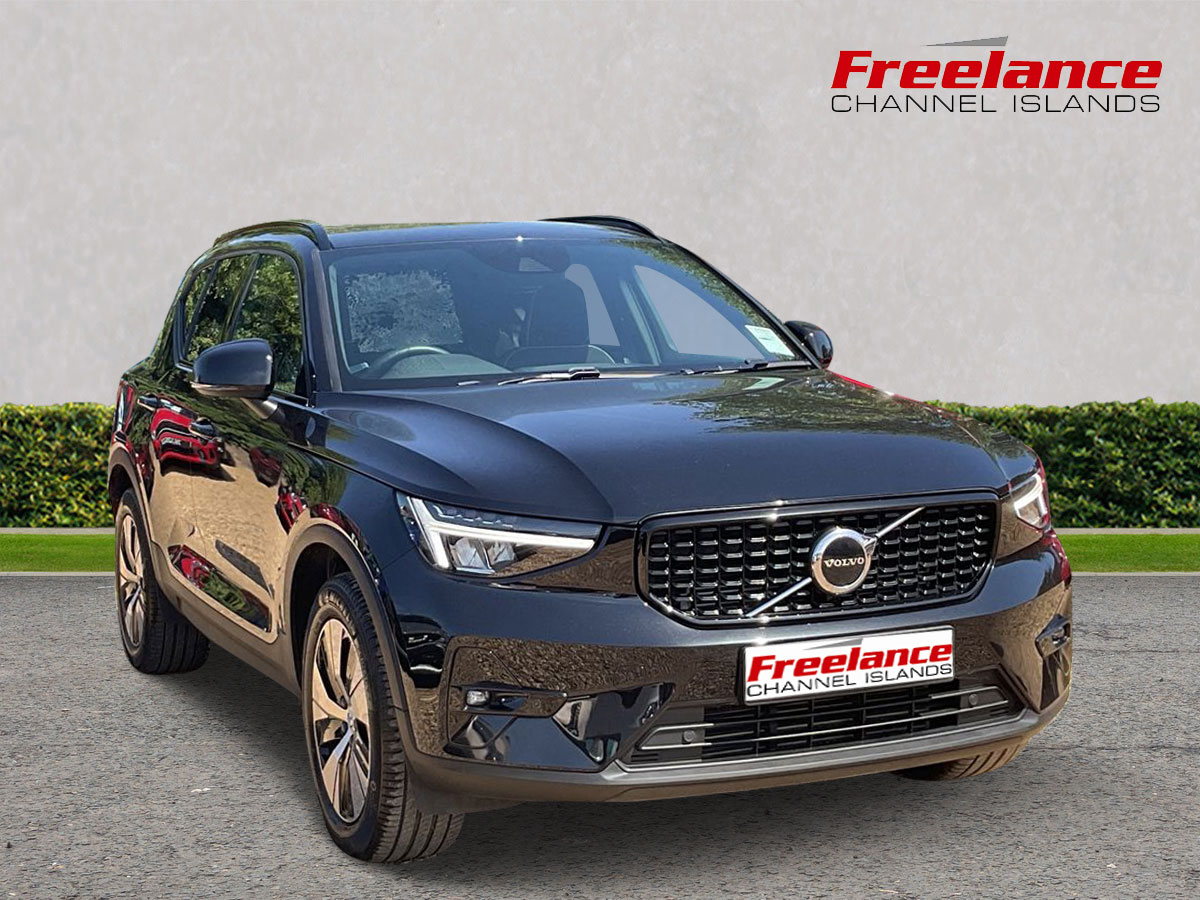 Volvo XC40 T4 Recharge Plus Dark
