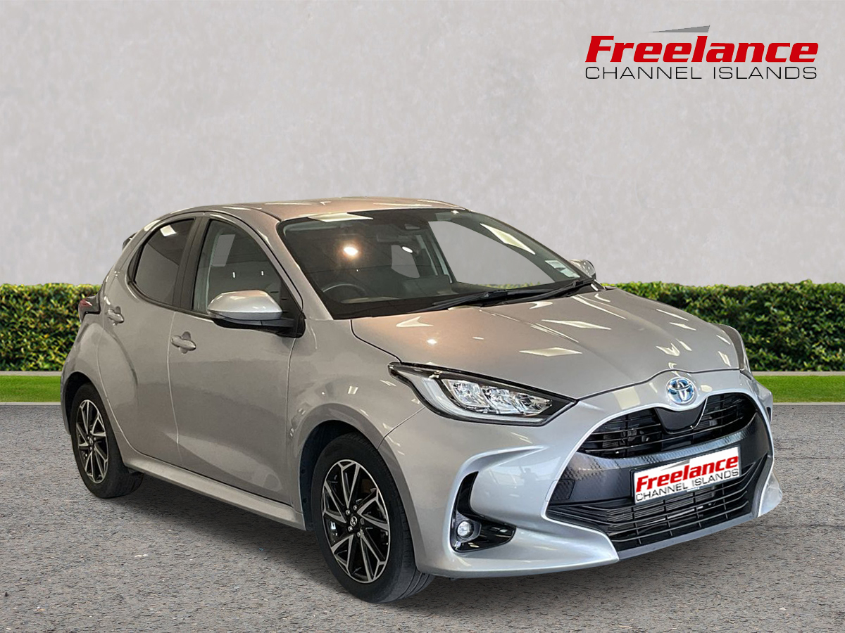 Toyota Yaris Design 1.5 Hybrid
