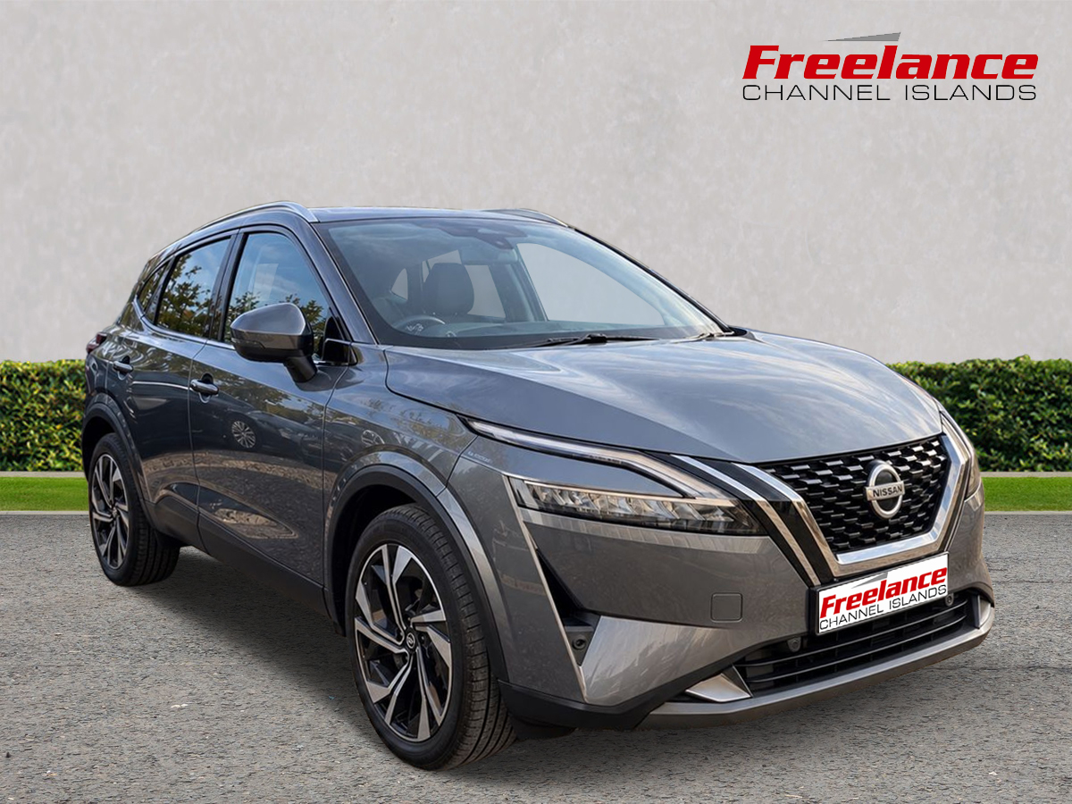 Nissan Qashqai 1.3 Dig-t MHB 158 Tekna Plus