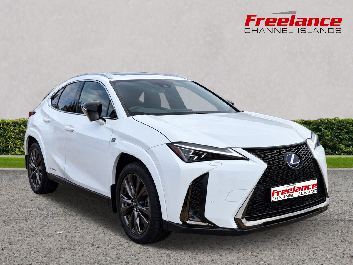 Lexus UX 250h F Sport Takumi Pack